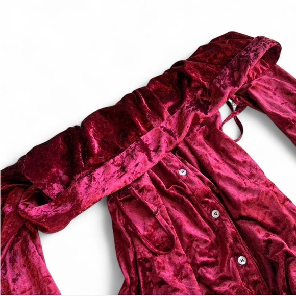 Red Velvet Off-Shoulder Button-Up Top - Picture 4 of 4